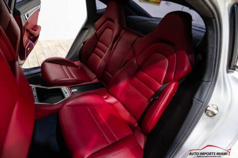 2019 Porsche Panamera GTS