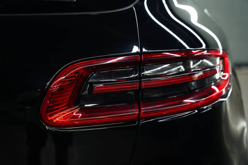 2018 Porsche Macan S