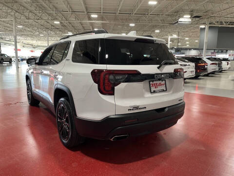 2023 GMC Acadia SLE