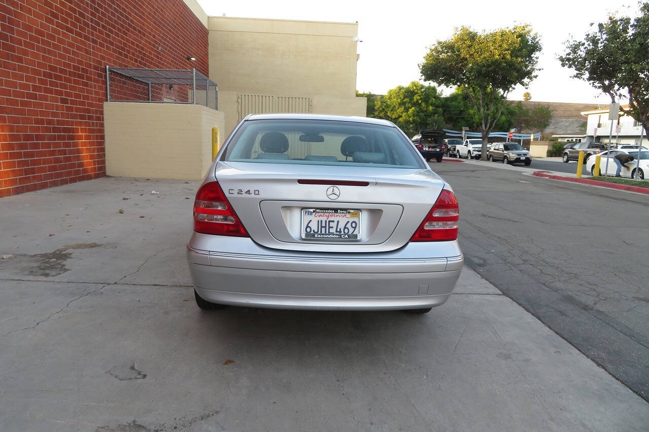 2003 Mercedes-Benz C-Class for sale at The Car Vendor LLC in Bellflower, CA