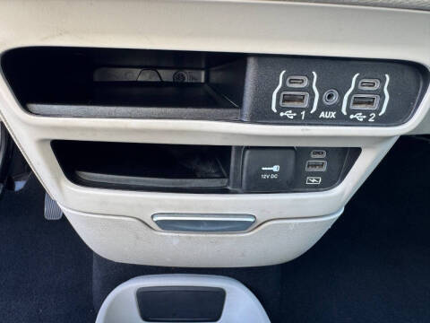 2022 Chrysler Pacifica Hybrid Touring L