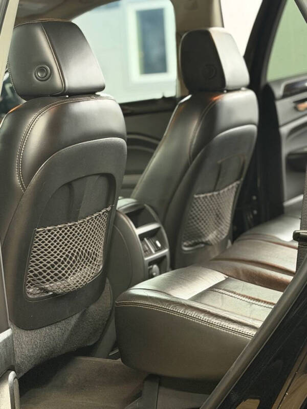 2012 Cadillac SRX Performance Collection