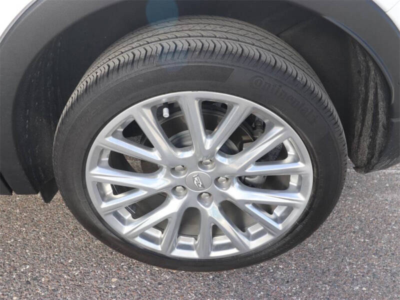 2022 Cadillac XT4 Premium Luxury