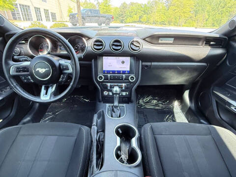 2022 Ford Mustang EcoBoost