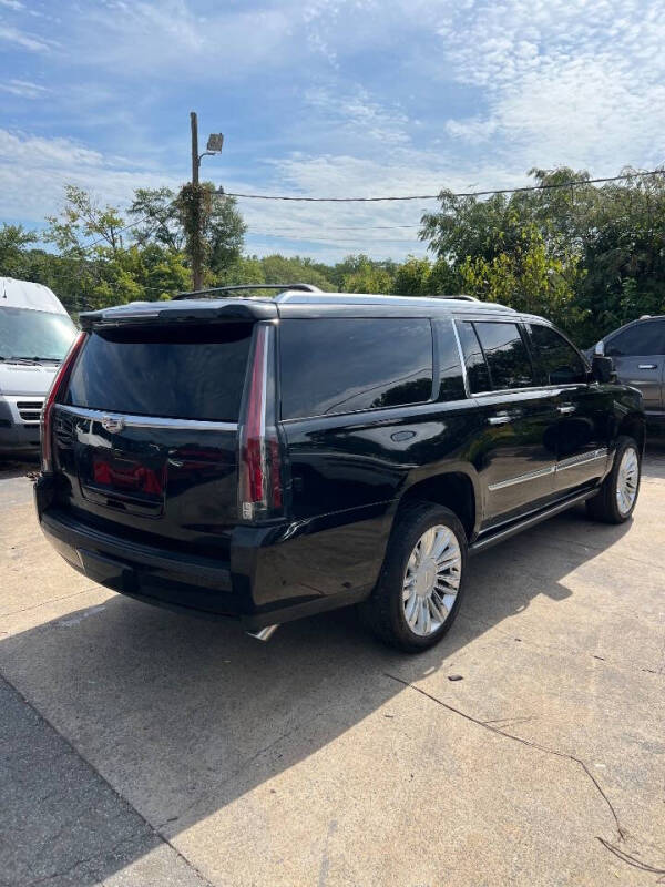 2018 Cadillac Escalade ESV Platinum