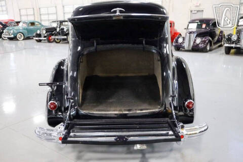 1938 Packard Super Eight