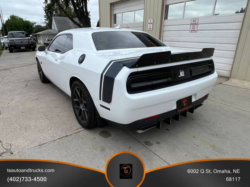 2016 Dodge Challenger