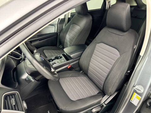 2022 Ford Edge SE