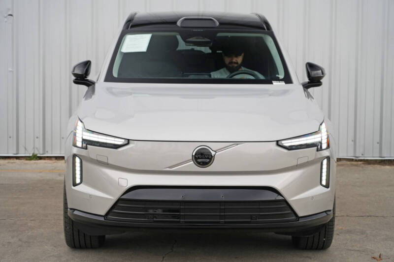 2025 Volvo EX90 Twin Plus 7P