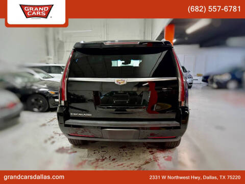 2017 Cadillac Escalade Luxury