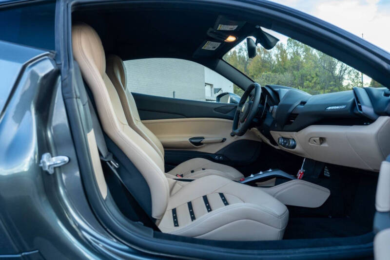 2016 Ferrari 488 GTB