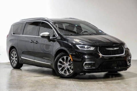 2022 Chrysler Pacifica Hybrid Pinnacle