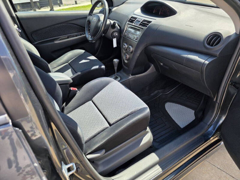 2009 Toyota Yaris