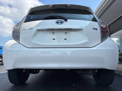 2012 Toyota Prius c Two