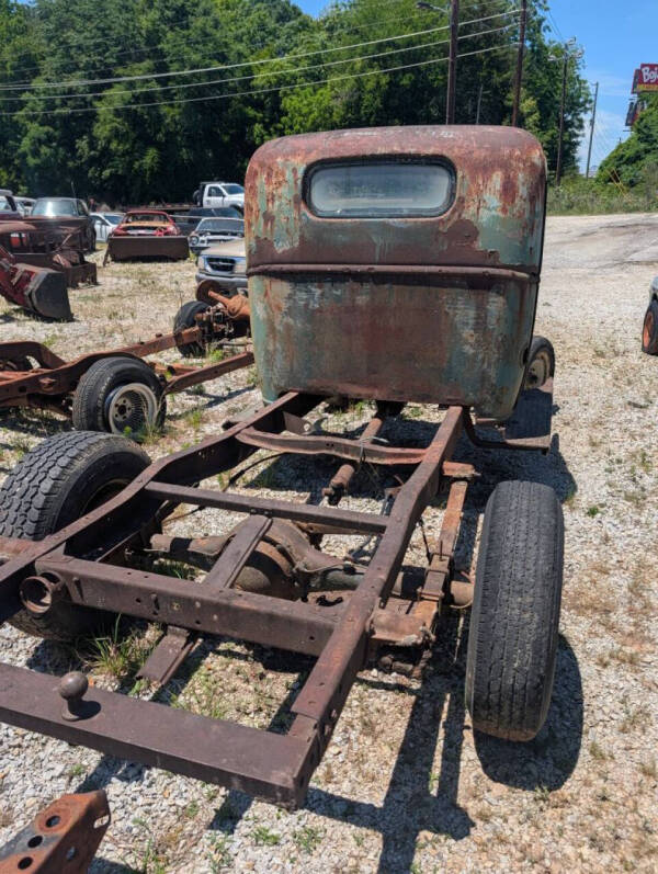 1940 Chevrolet Apache