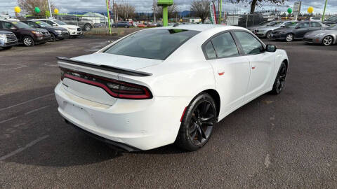 2018 Dodge Charger SXT