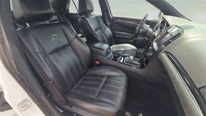 2021 Chrysler 300 S V6