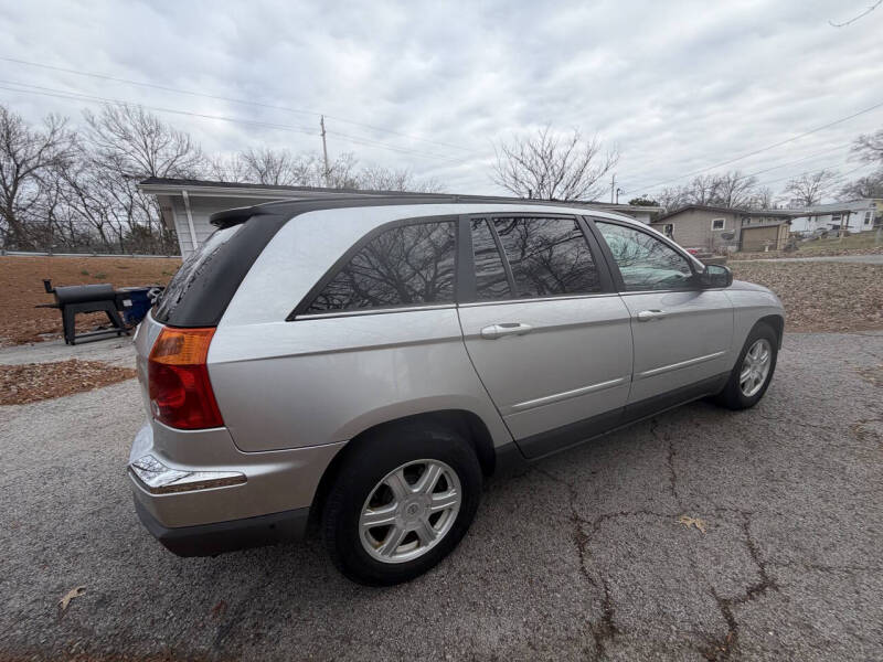 2005 Chrysler Pacifica Touring