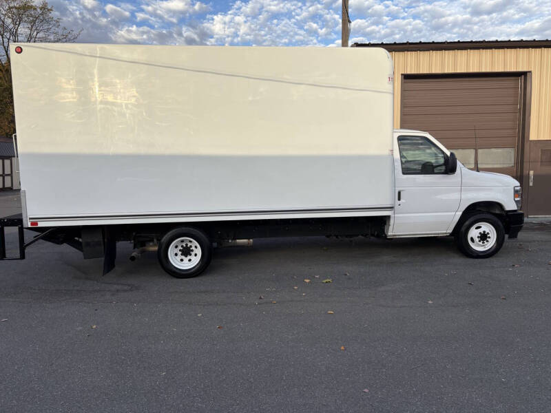 2024 Ford E-Series E-350 SD