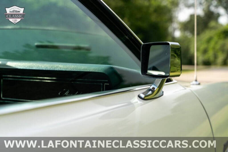 1976 Ford Thunderbird