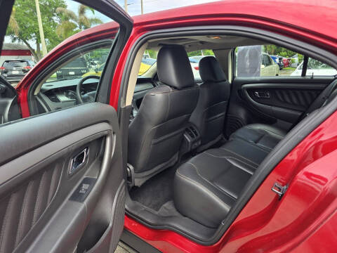 2010 Ford Taurus SEL