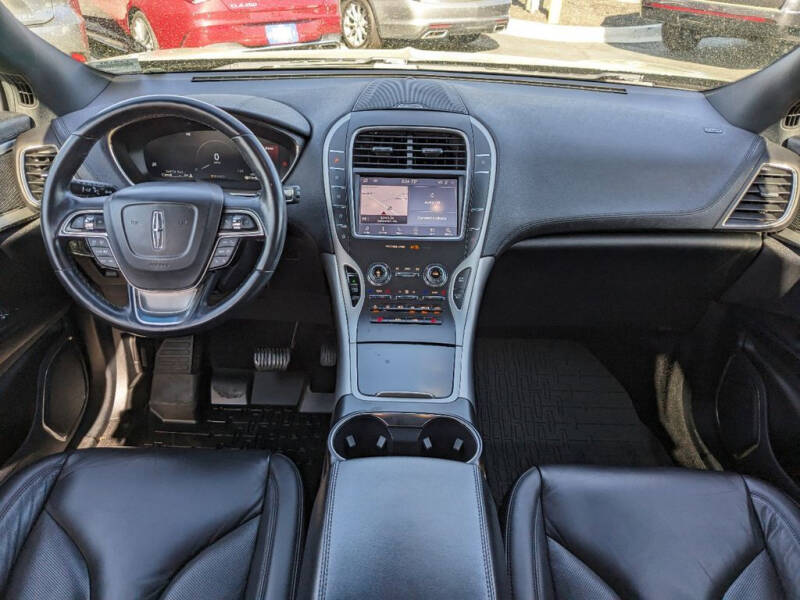 2020 Lincoln Nautilus Standard