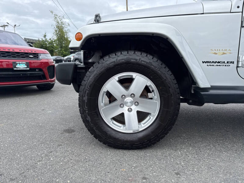 Used 2008 Jeep Wrangler Unlimited Sahara with VIN 1J4GB59178L620057 for sale in Edmonds, WA
