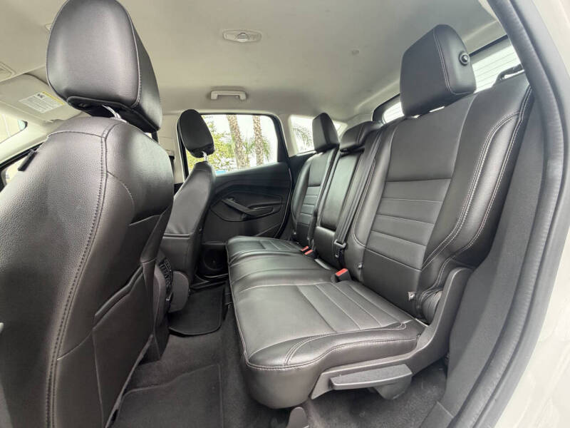 2014 Ford C-MAX Hybrid SEL