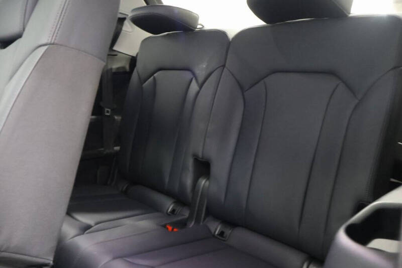 2023 Audi Q7 quattro Premium Plus 55 TFSI