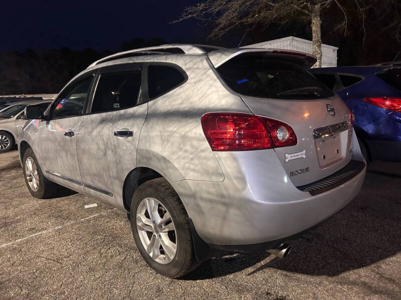 2012 Nissan Rogue SV photo 3