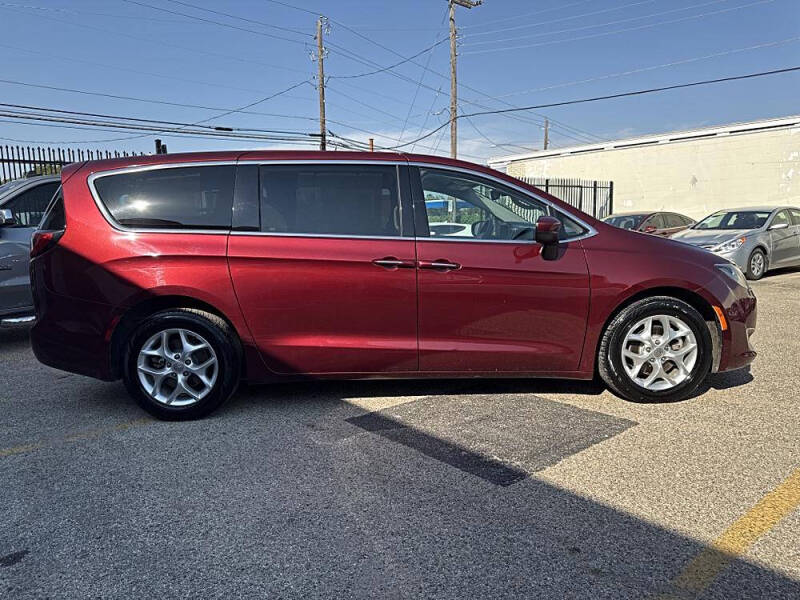 2017 Chrysler Pacifica