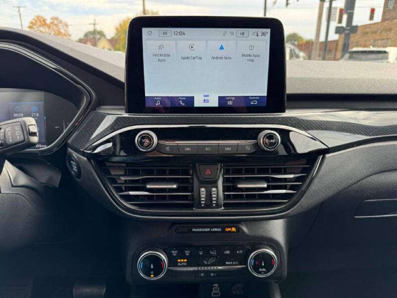 2025 Ford Escape ST-Line