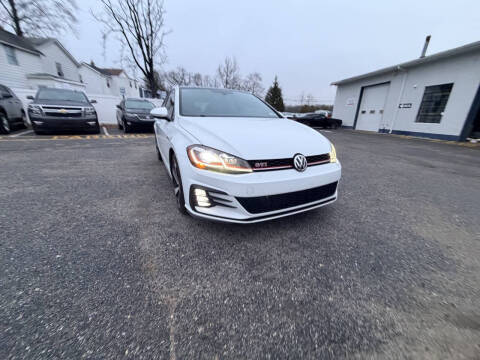 2020 Volkswagen Golf GTI S