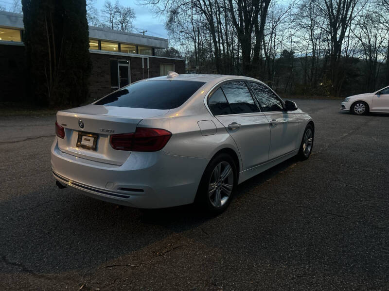 2018 BMW 3 Series 330i xDrive