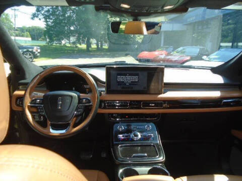 2022 Lincoln Nautilus Black Label