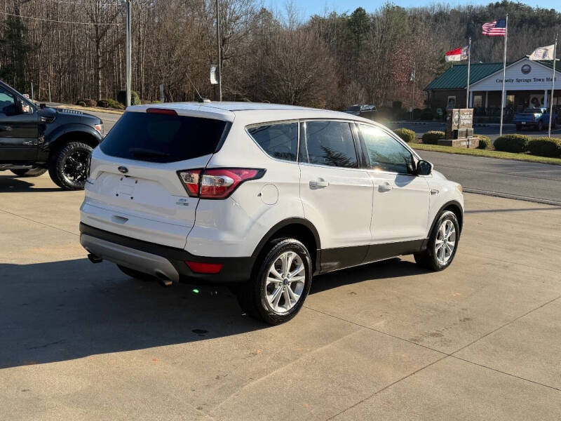 2017 Ford Escape SE