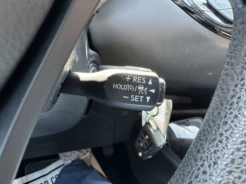 2020 Toyota C-HR XLE