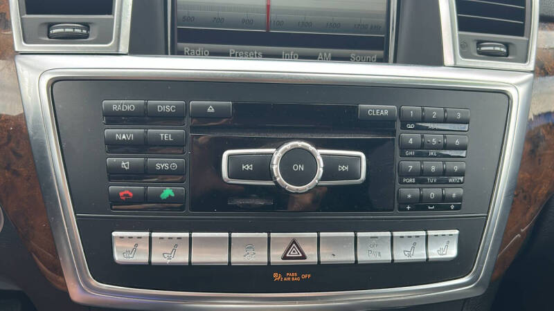 2015 Mercedes-Benz GL-Class GL 550 4MATIC