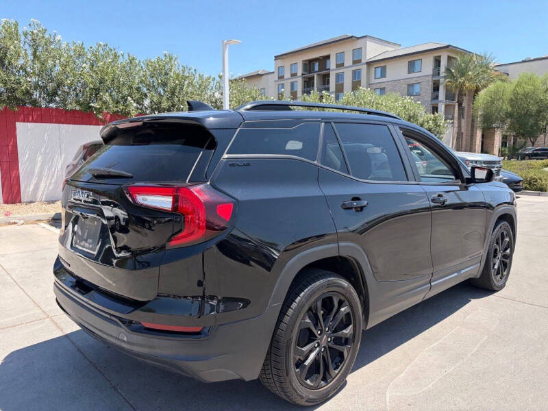 2022 GMC Terrain SLE