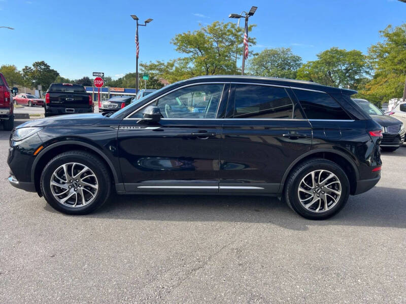 2022 Lincoln Corsair Standard