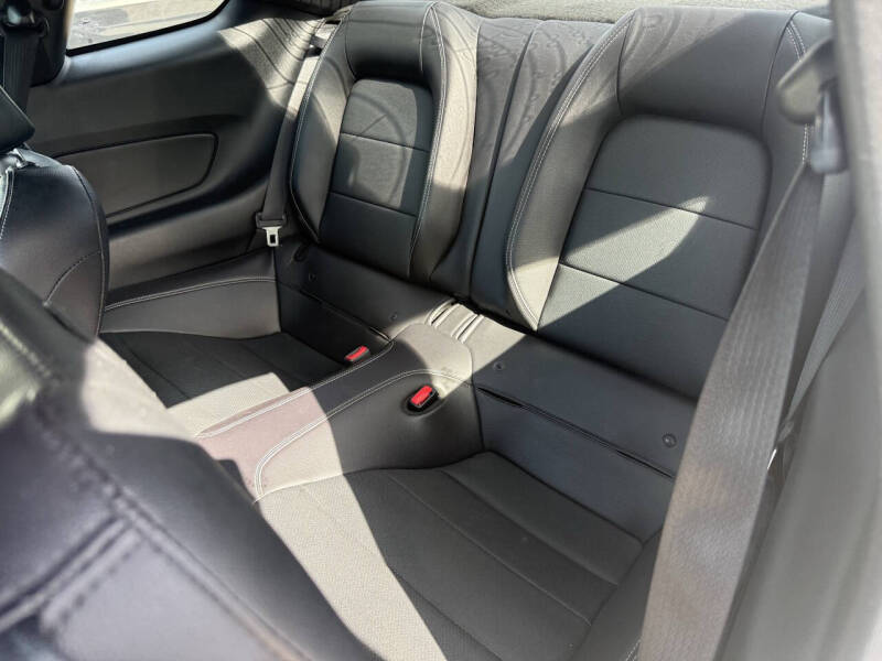 2017 Ford Mustang EcoBoost Premium