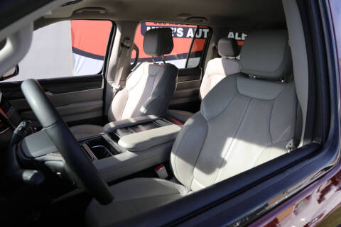 2024 Jeep Wagoneer