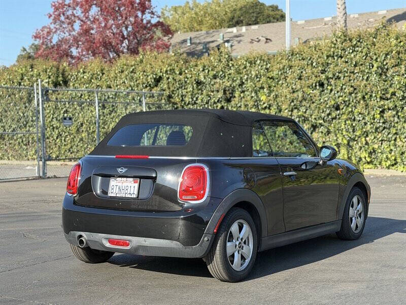 2019 MINI Convertible Cooper