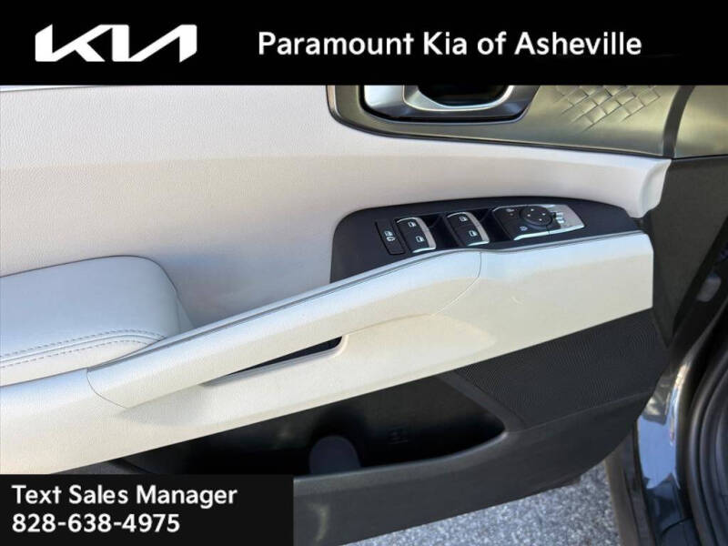 2025 Kia Sorento Hybrid EX