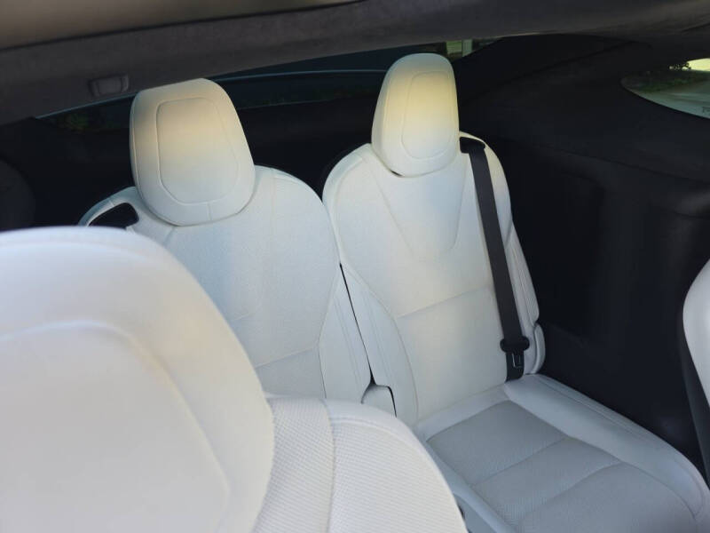 2022 Tesla Model X Plaid