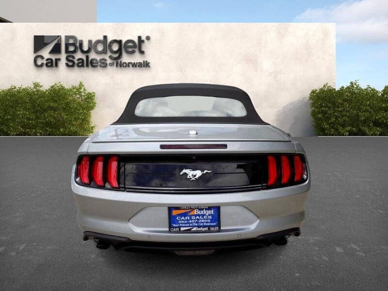 2023 Ford Mustang EcoBoost Premium