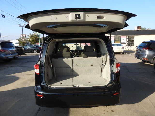 2017 Nissan Quest SV