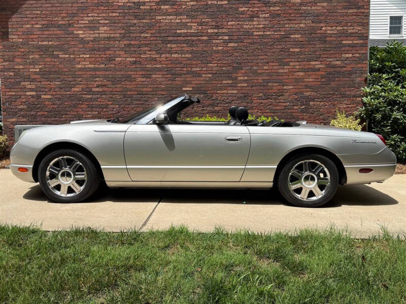 2005 Ford Thunderbird Deluxe