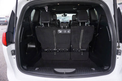 2020 Chrysler Pacifica Touring L Plus