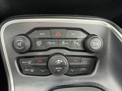 2016 Dodge Challenger R/T Scat Pack